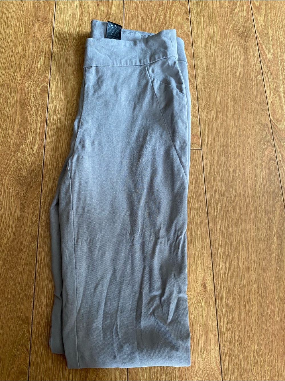 RW&Co women’s light grey/silver city legging pants small